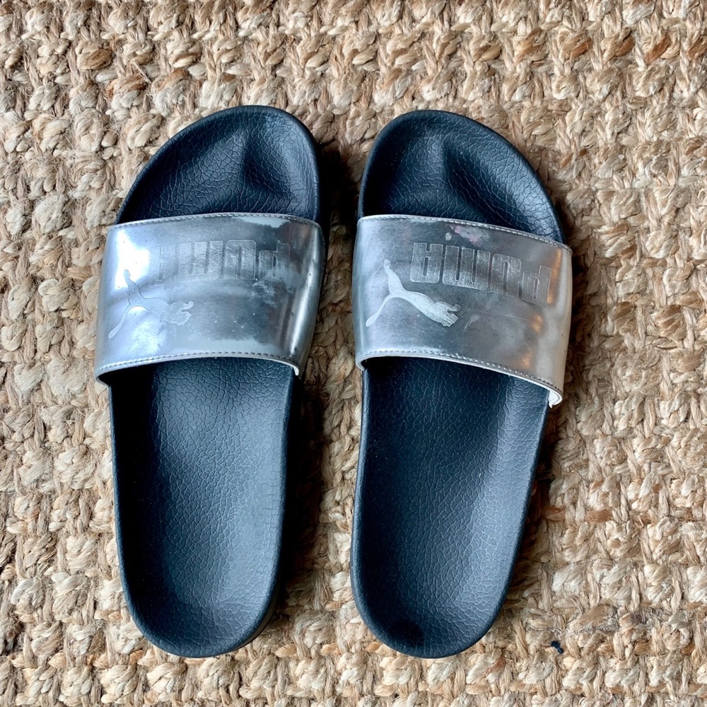 🎈SOLD!🎈 Metallic Puma Slides